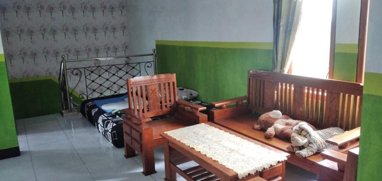 Mas Dylan Homestay Bromo Esterno foto