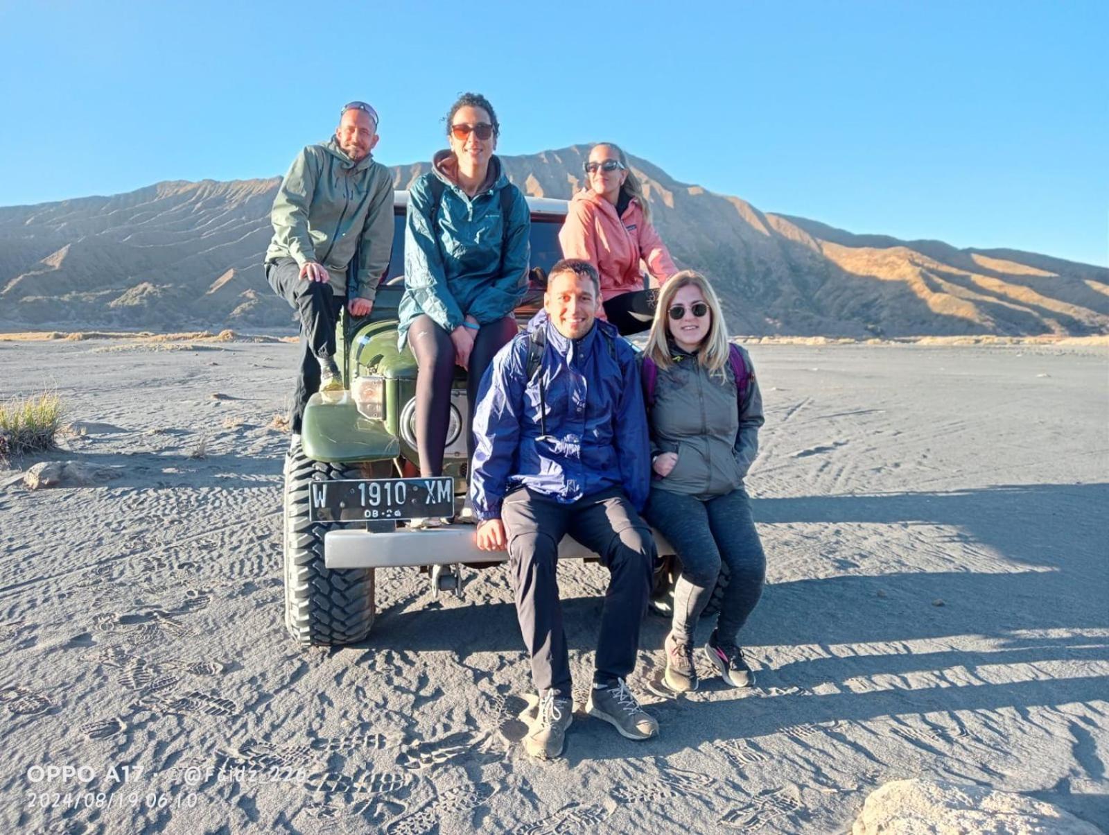 Mas Dylan Homestay Bromo Esterno foto