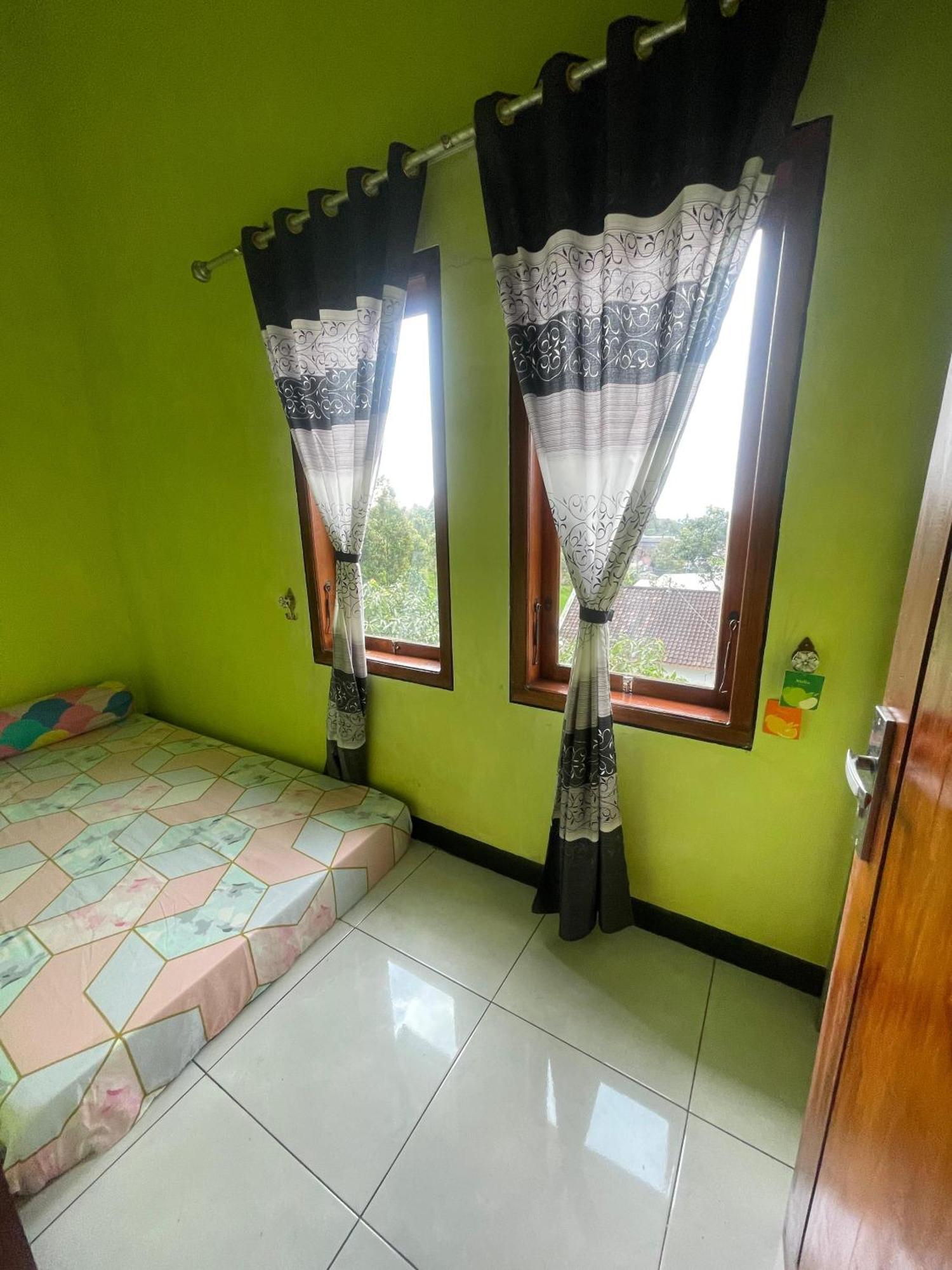 Mas Dylan Homestay Bromo Esterno foto