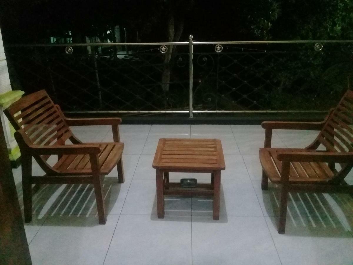 Mas Dylan Homestay Bromo Esterno foto